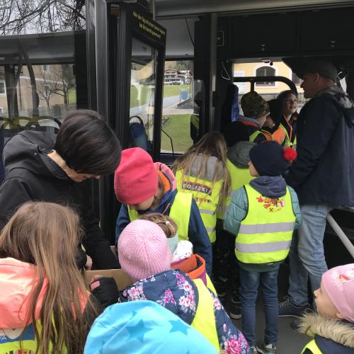 Bus 6