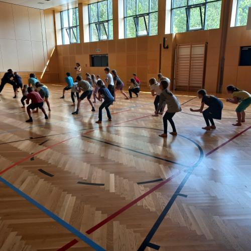 Kinder beim Tanzen