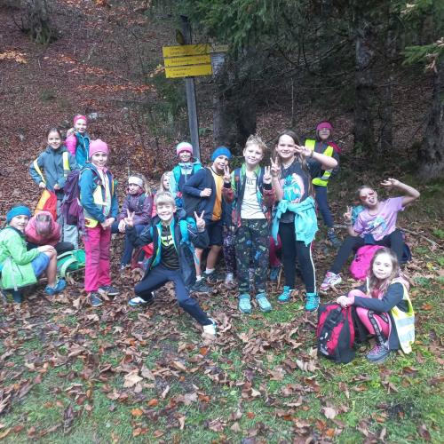 Kinder beim Wandertag