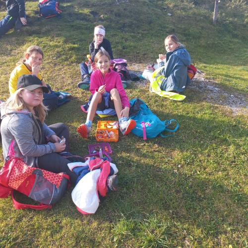 Kinder beim Wandertag