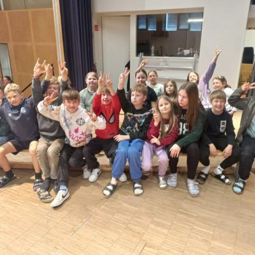 Kinder beim Musikschulkonzert