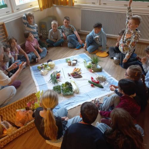 Bäuerin mit Kindern