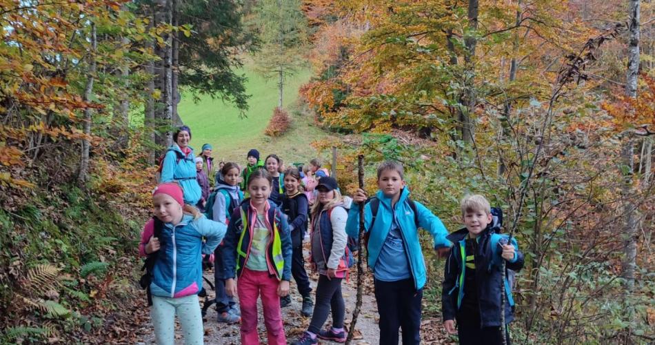Kinder beim Wandertag